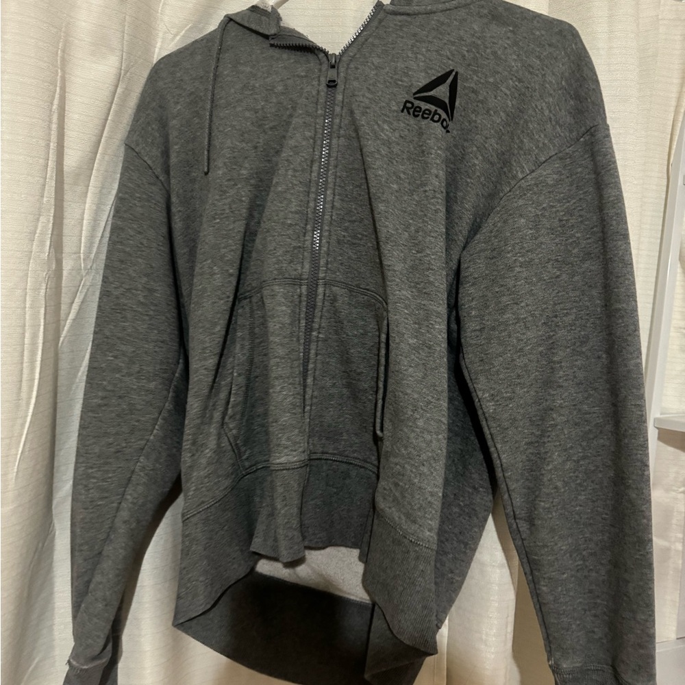 Medium Reebok grey jacket🩶 - Picture 2 of 2